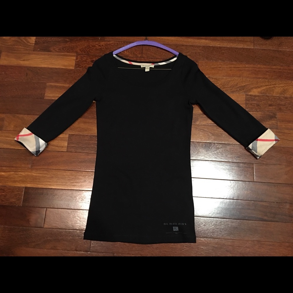 Burberry 3/4 sleeves black shirt Small